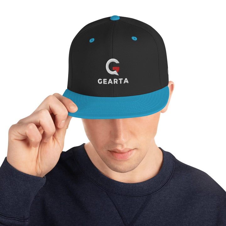 Versatile & Vibrant Snapback - Black/ Teal - GEARTA